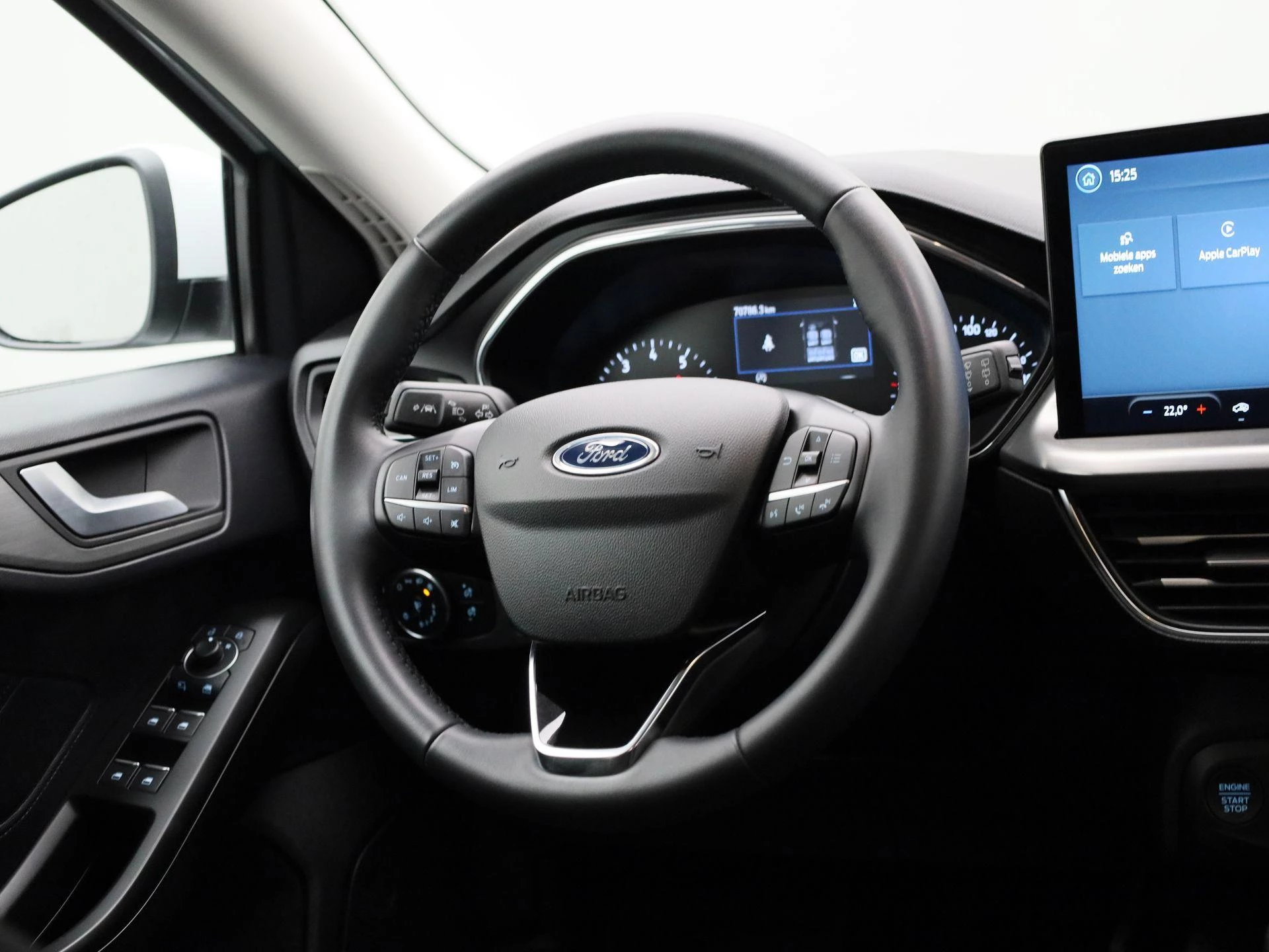Ford Focus 1.0 EcoBoost Hybrid Titanium