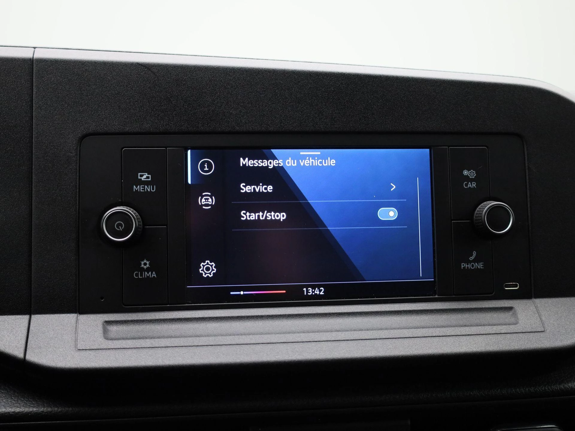 Volkswagen-Caddy-image-25