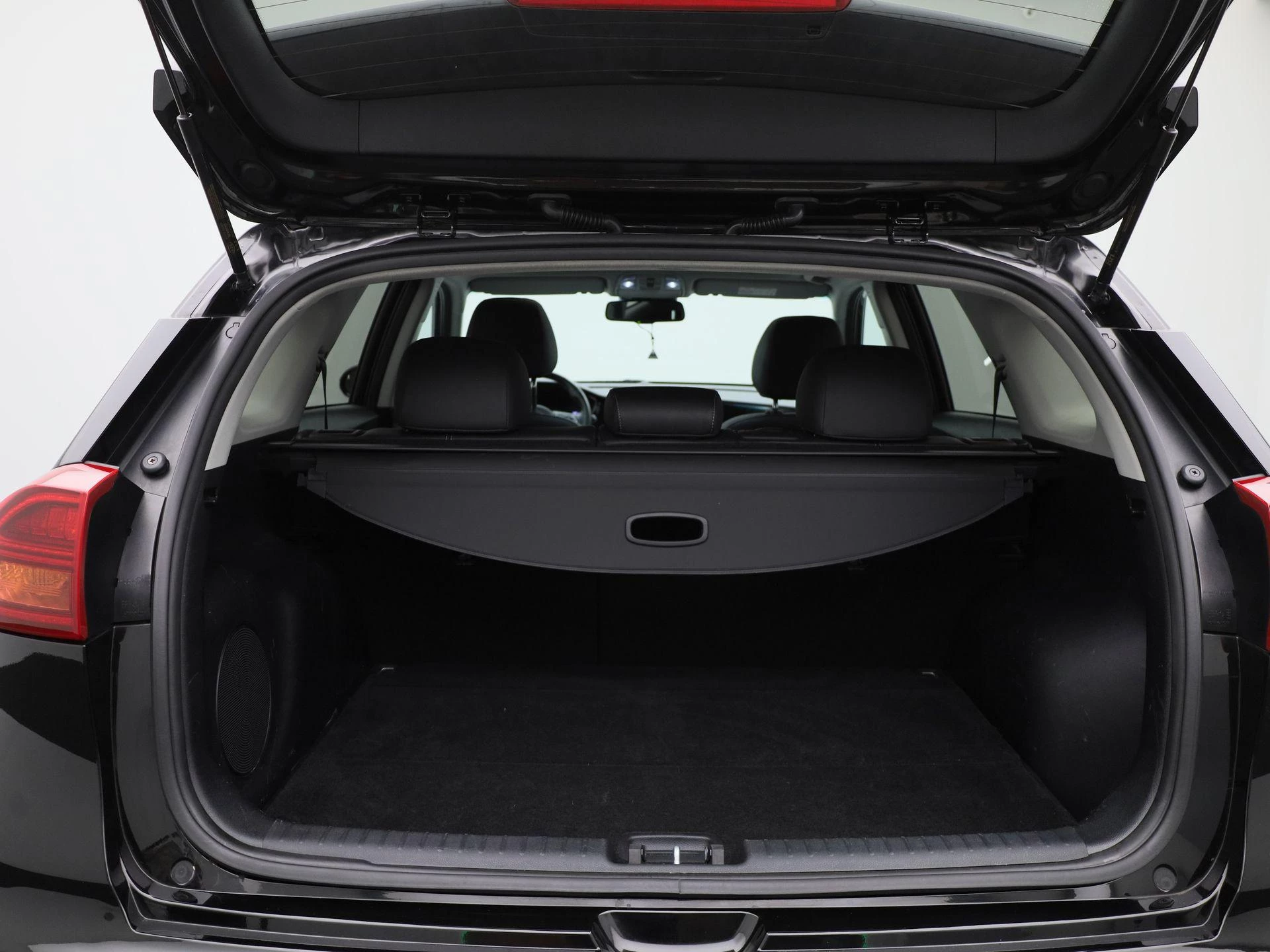 Kia-Niro-image-14