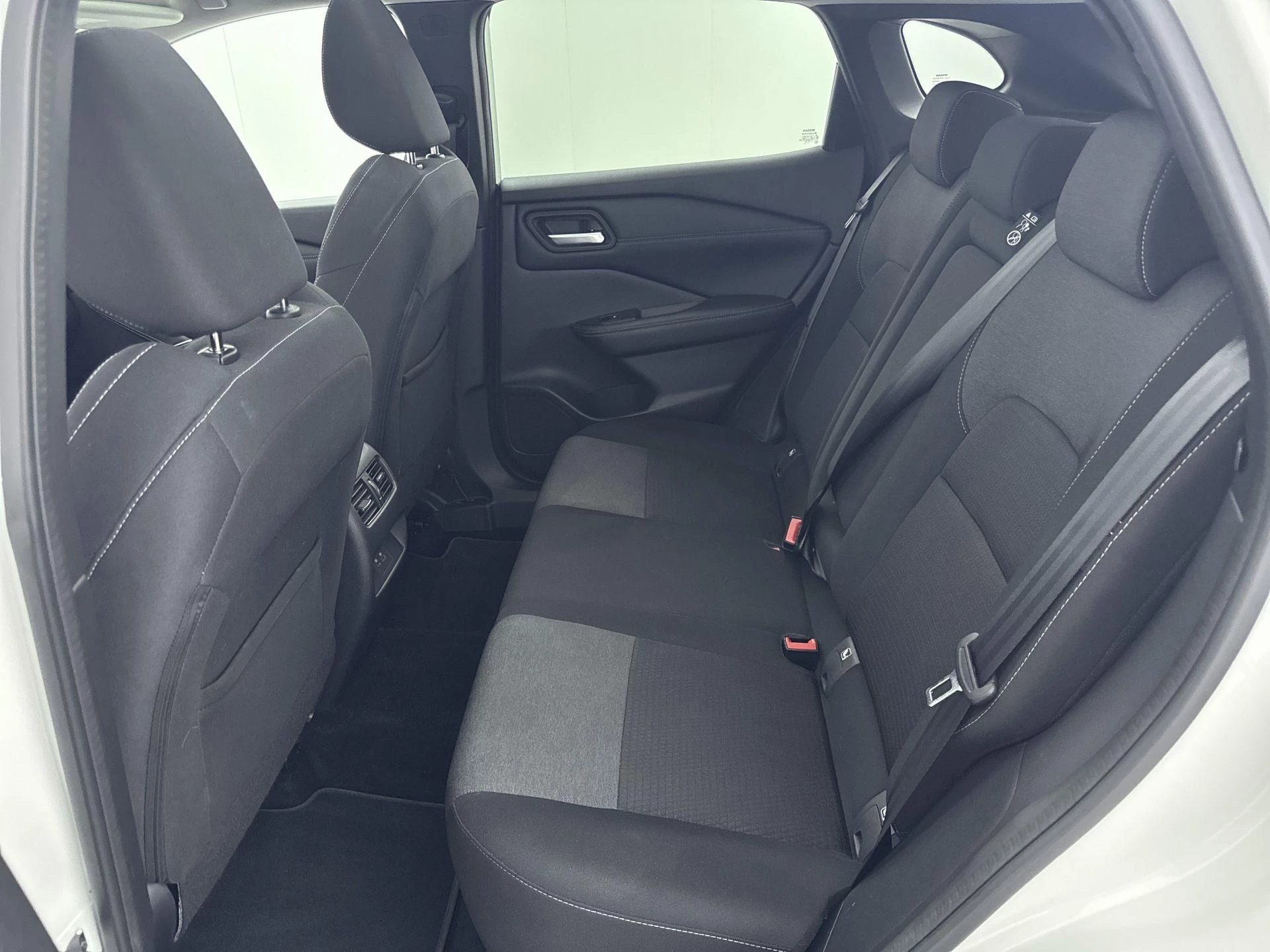 Nissan-QASHQAI-image-24
