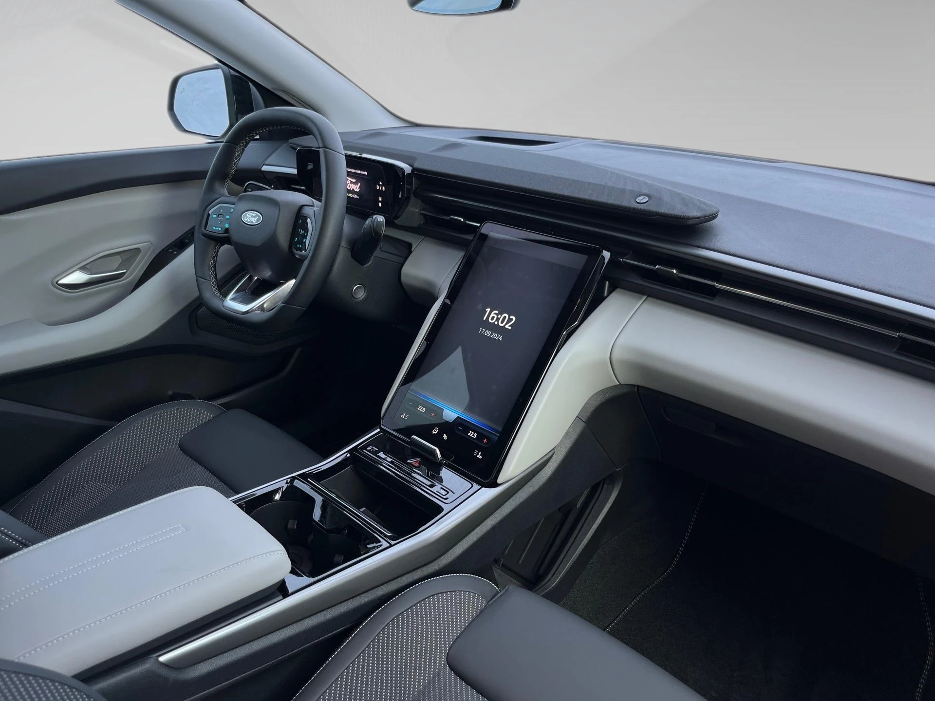 Ford-Explorer-image-5