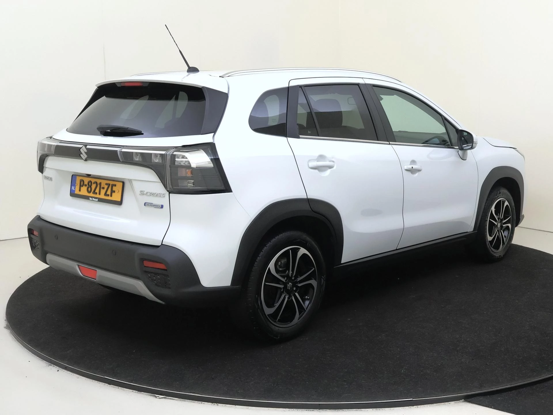 Suzuki S-Cross