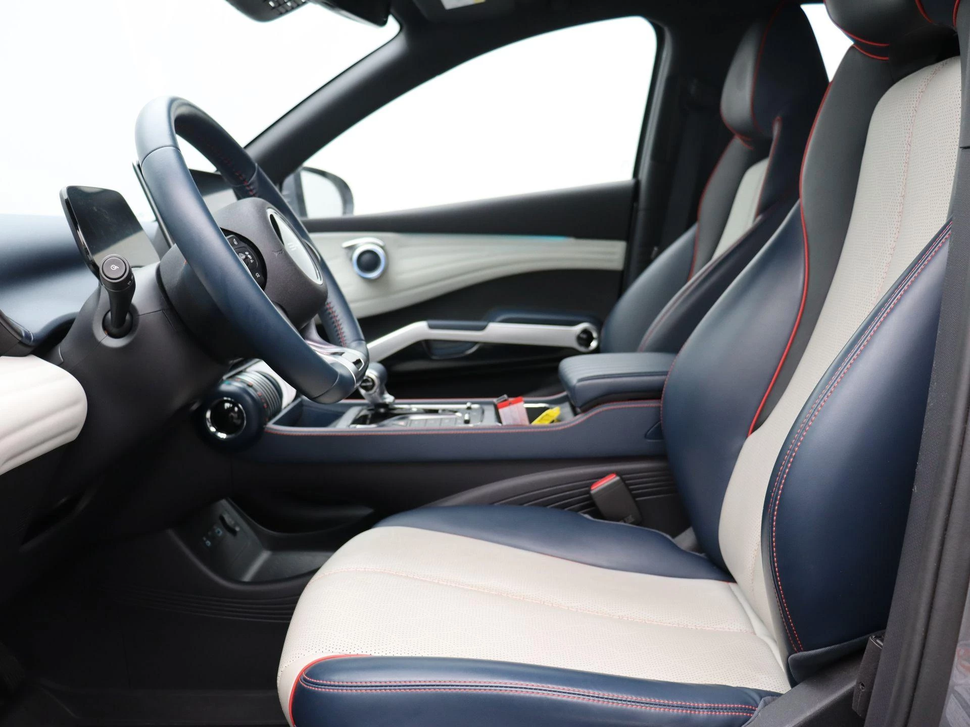 BYD-ATTO 3-image-11