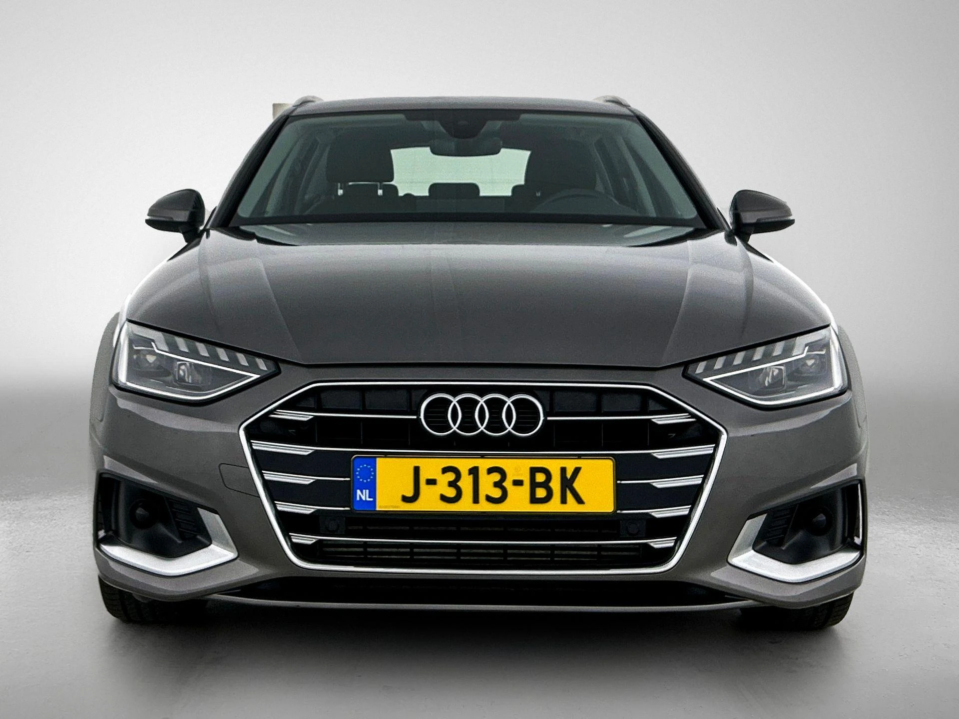 Audi-A4-image-4