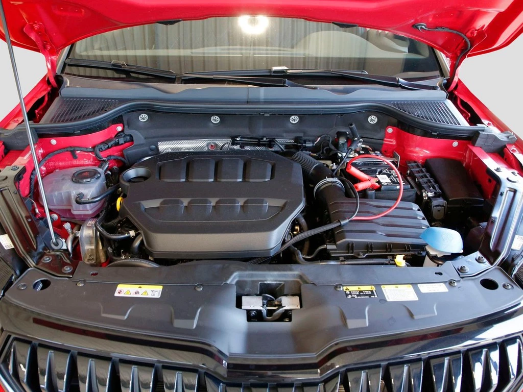Škoda Karoq Sportline 2.0 TSI UPE 55.100 4x4 Familie