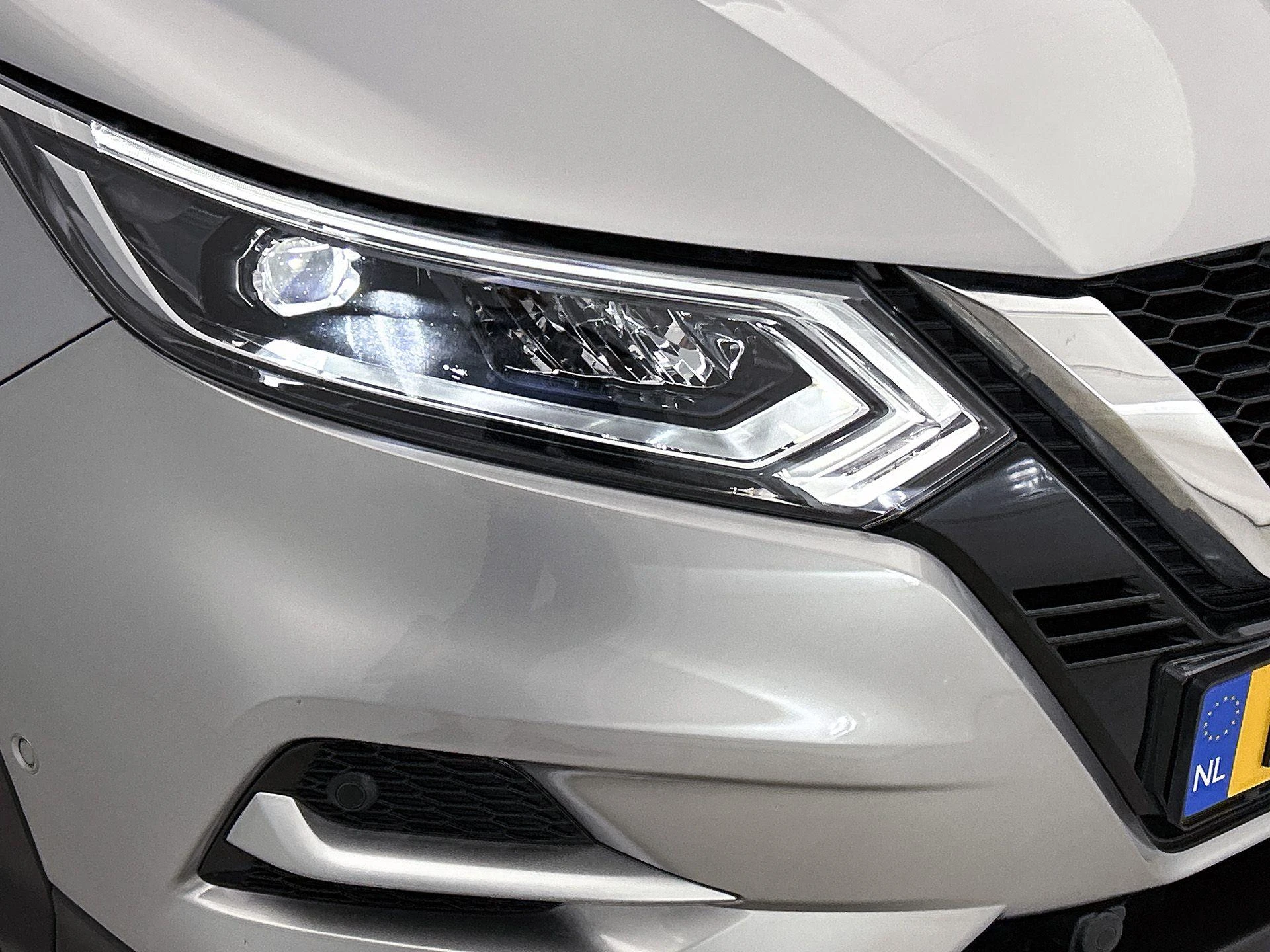 Nissan-QASHQAI-image-27