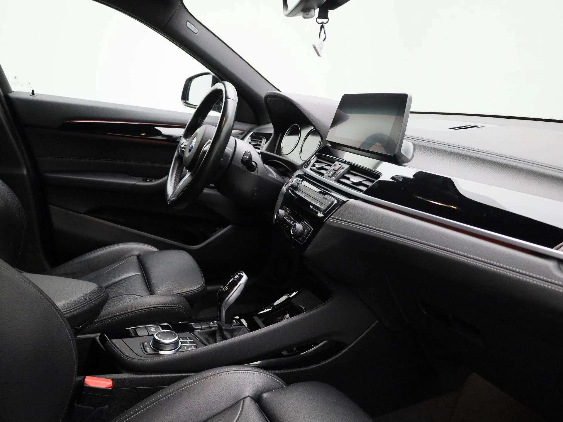 BMW X2 sDrive18dA Aut.