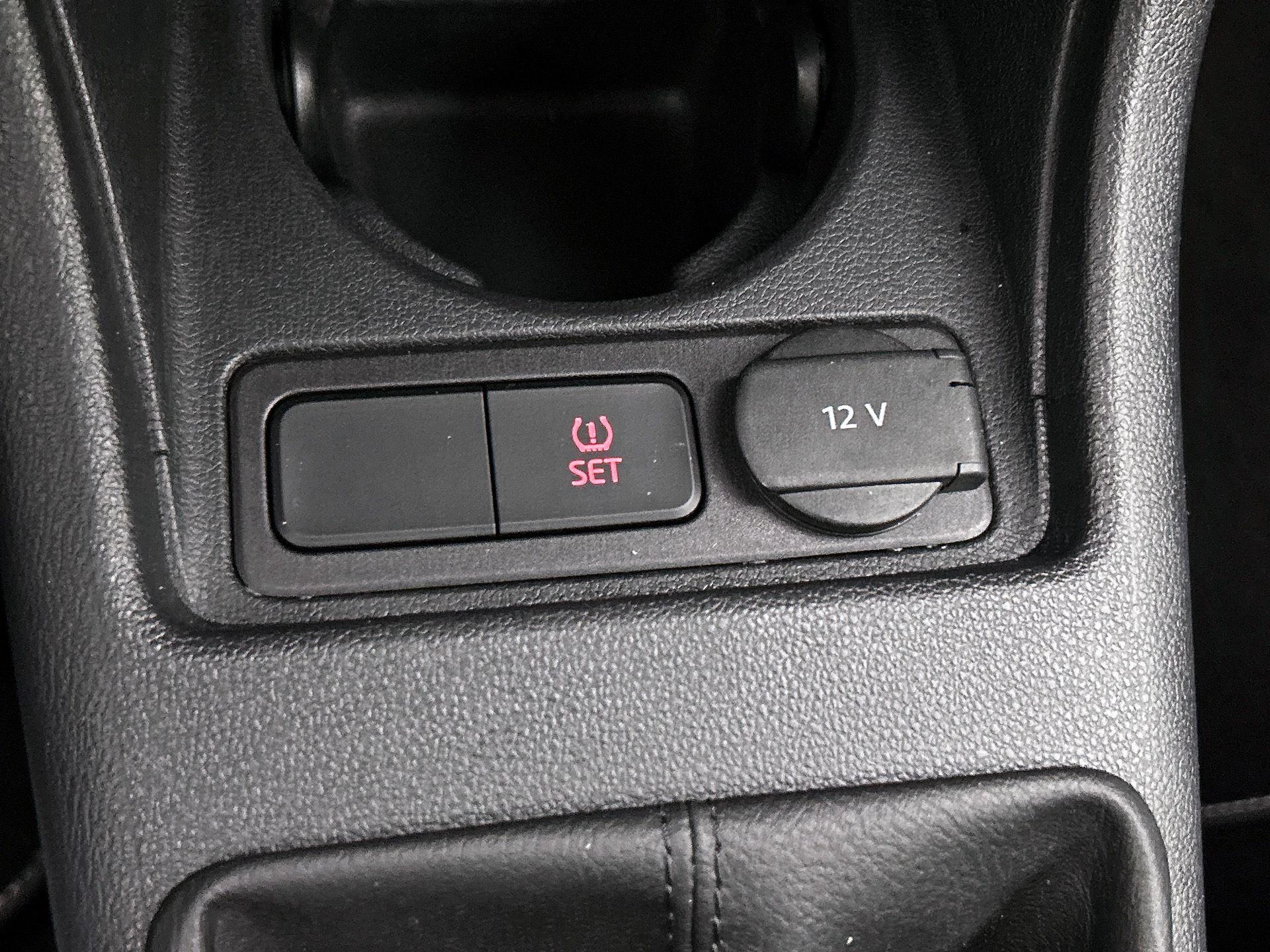 Volkswagen up! 1.0 BMT move up 65 PK|