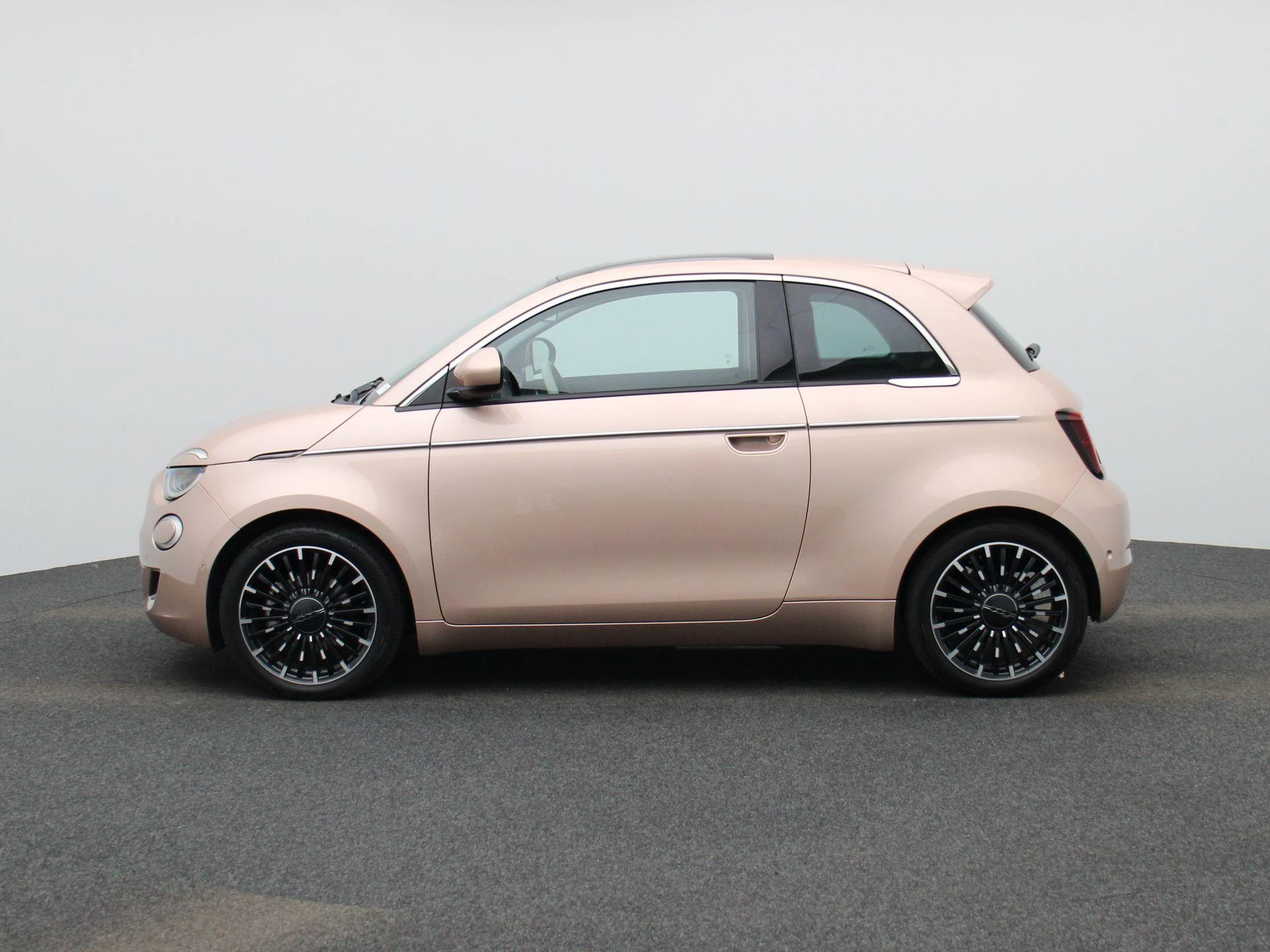 Fiat-500e-image-3