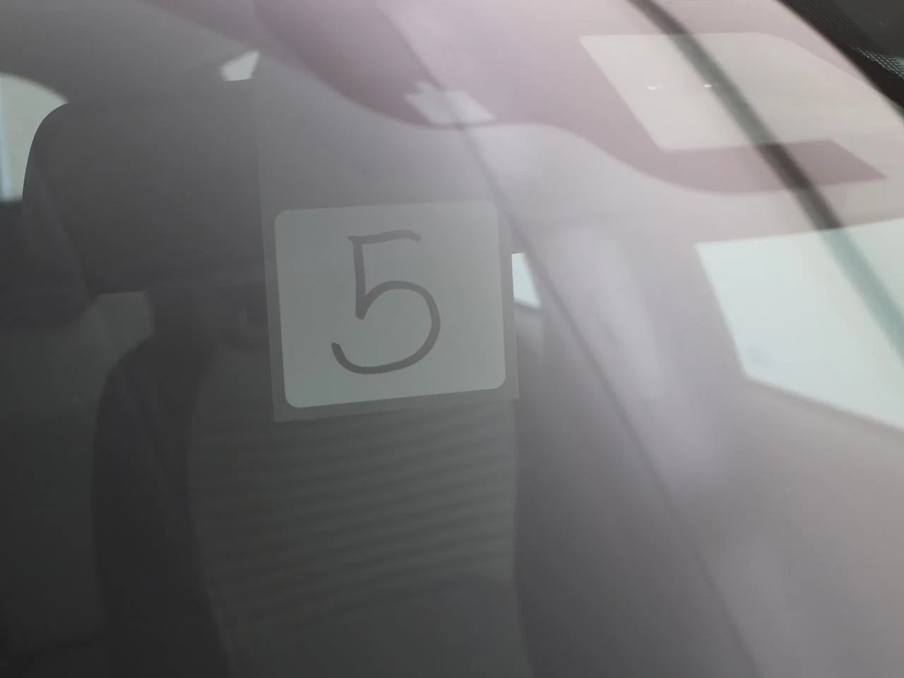 Toyota-Yaris-image-24