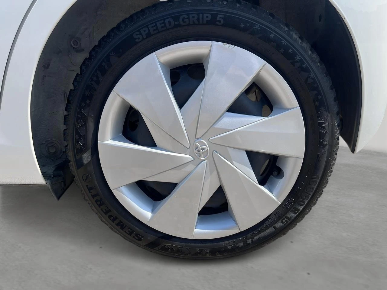 Toyota Aygo 1.0 VVT-i x-play