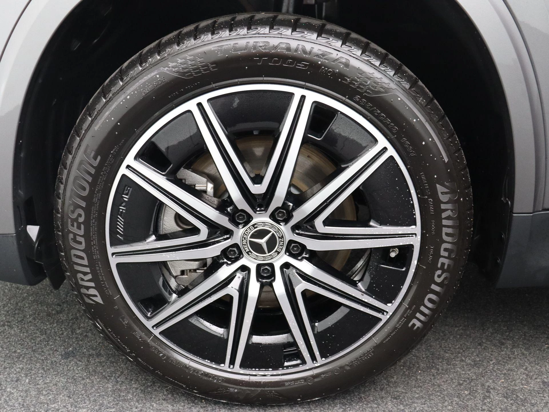 Mercedes-Benz-EQA-image-6