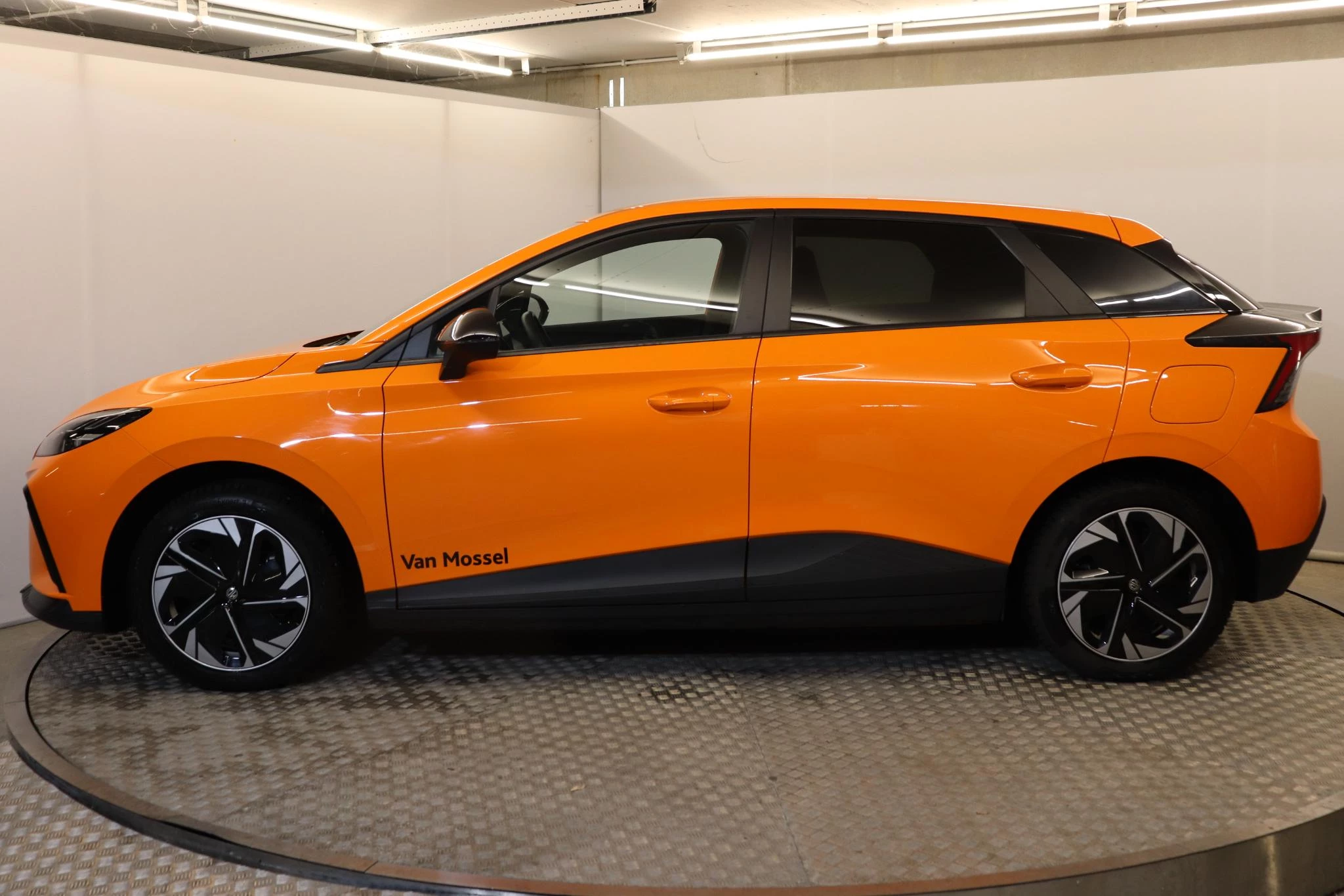 MG-MG4 EV-image-2