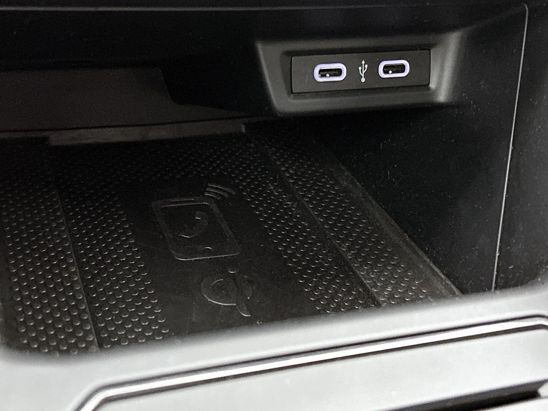 Volkswagen-Polo-image-29