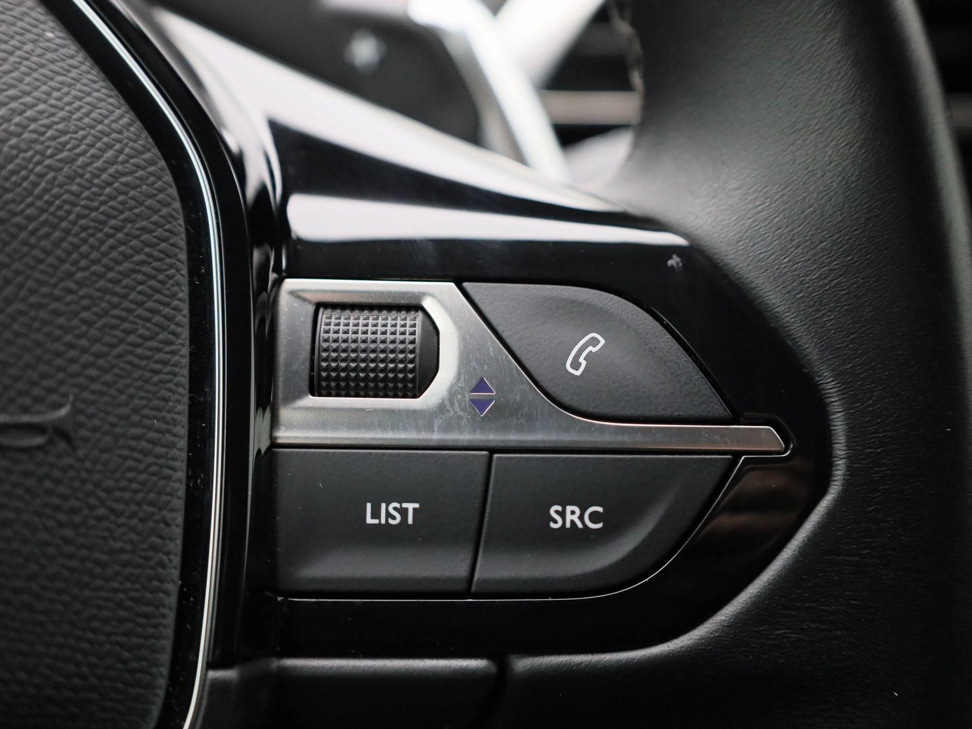 Peugeot-3008-image-26