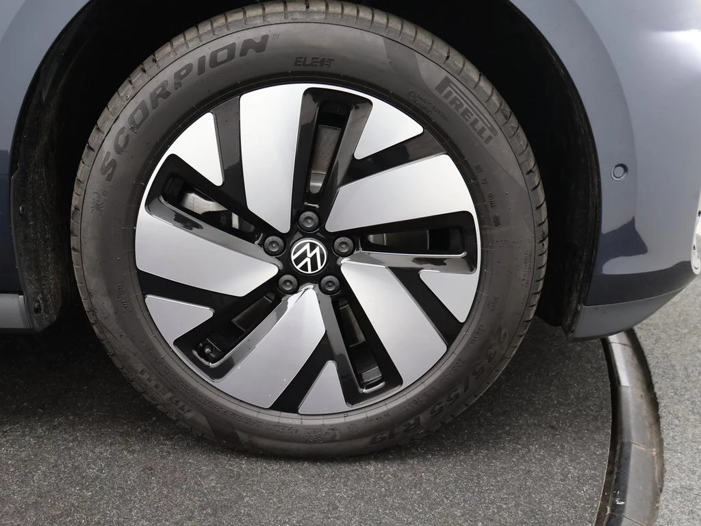Volkswagen ID. Buzz ID.Buzz Lwb Energy (286 pk) 86 kWh RWD // DEMO