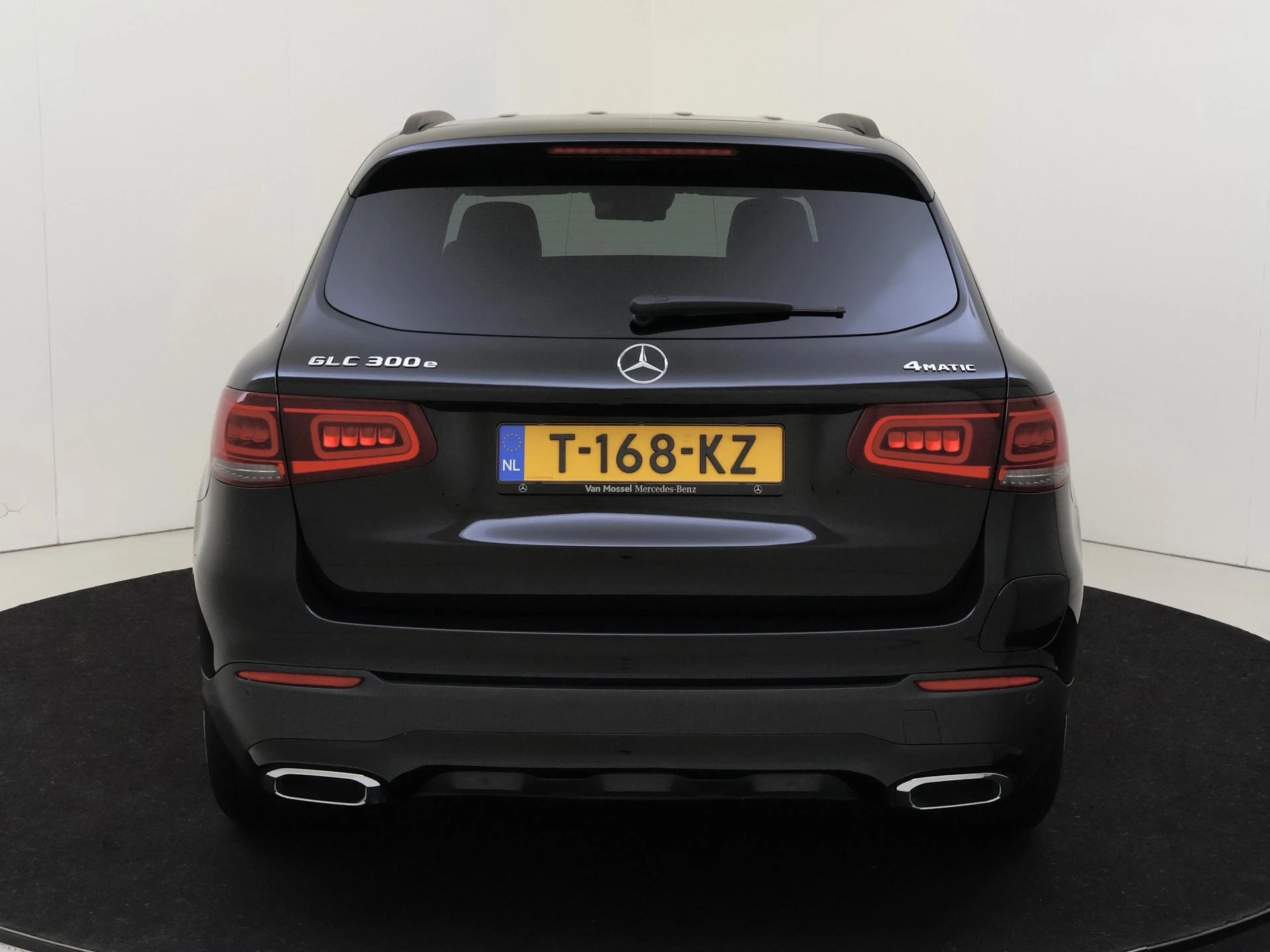 Mercedes-Benz-GLC-image-6