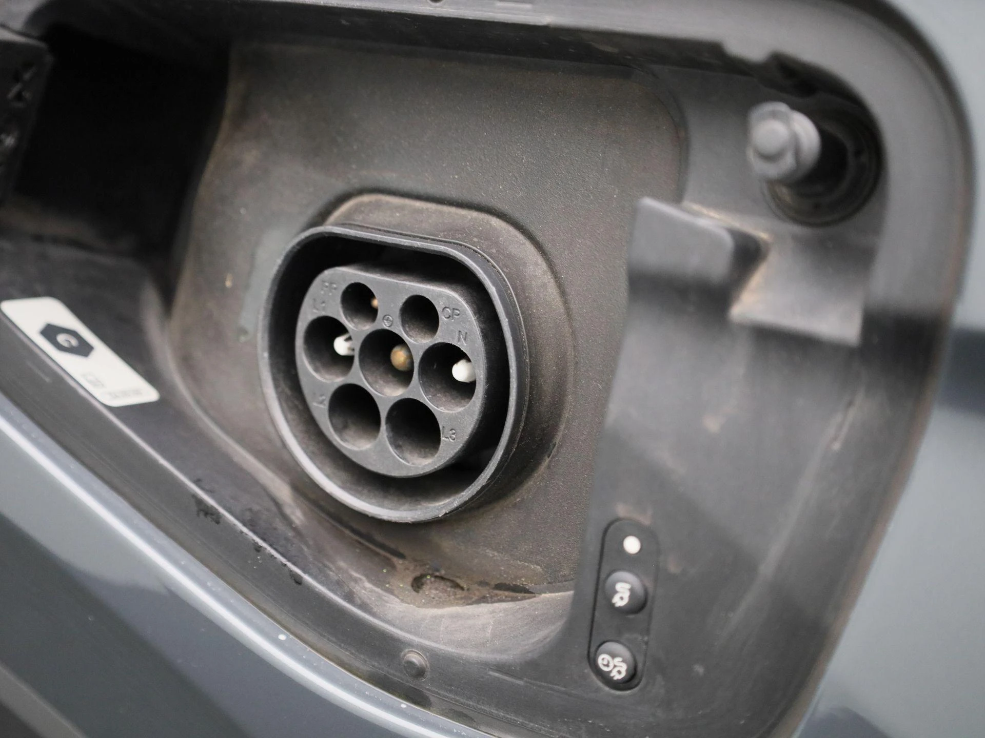 Volkswagen-Tiguan-image-18