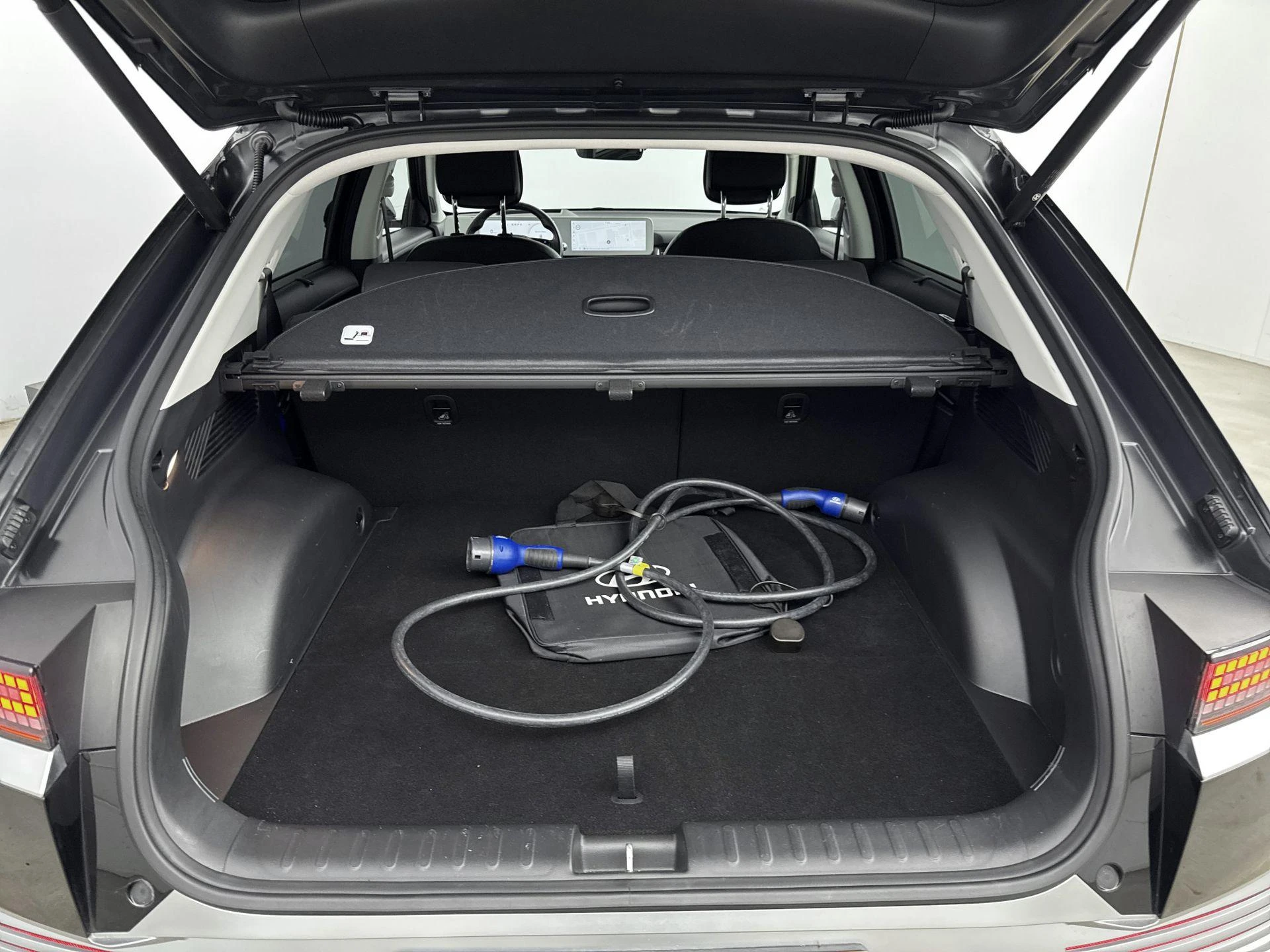 Hyundai-IONIQ 5-image-13