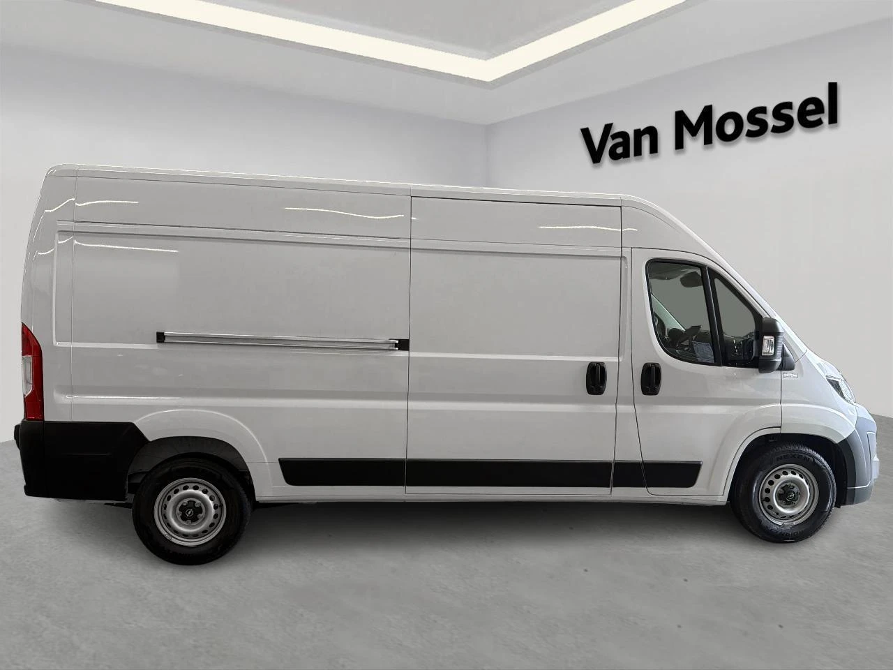 Opel-Movano-image-4