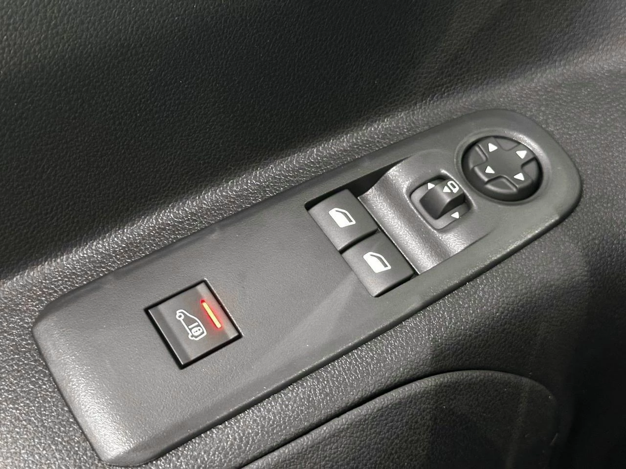 Fiat Doblò 1.5 BlueHDI 130 AT8 L1 Light