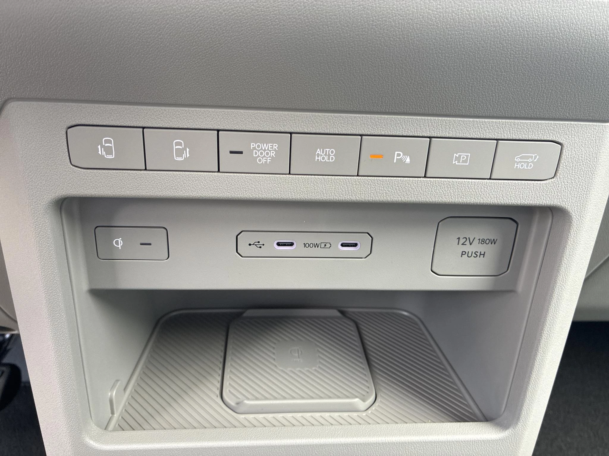 Kia-PV5-image-12