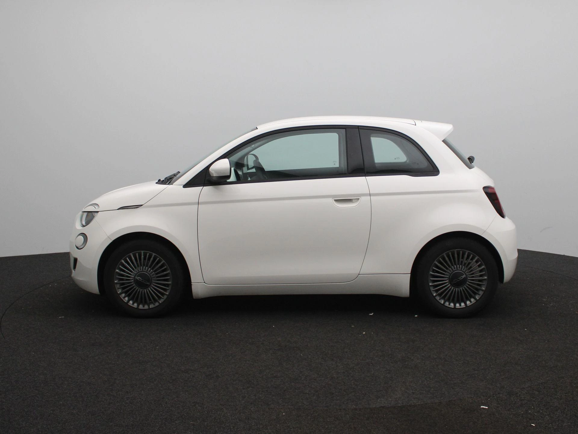 Fiat-500-image-4