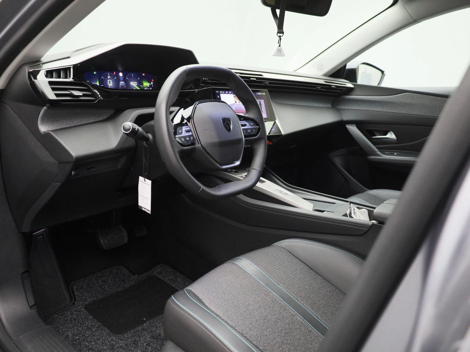 Peugeot-308-image-28