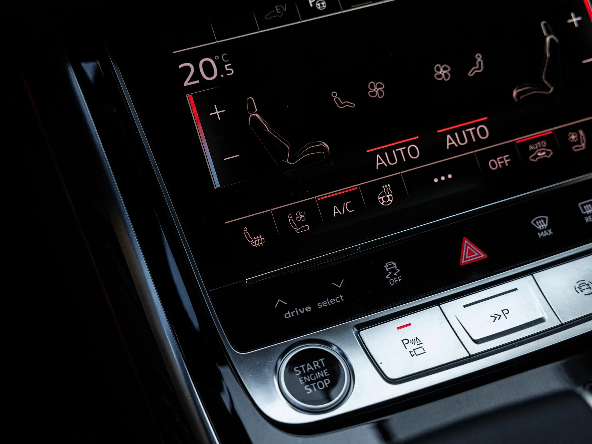 Audi A8 60 TFSI e quattro 462 PK