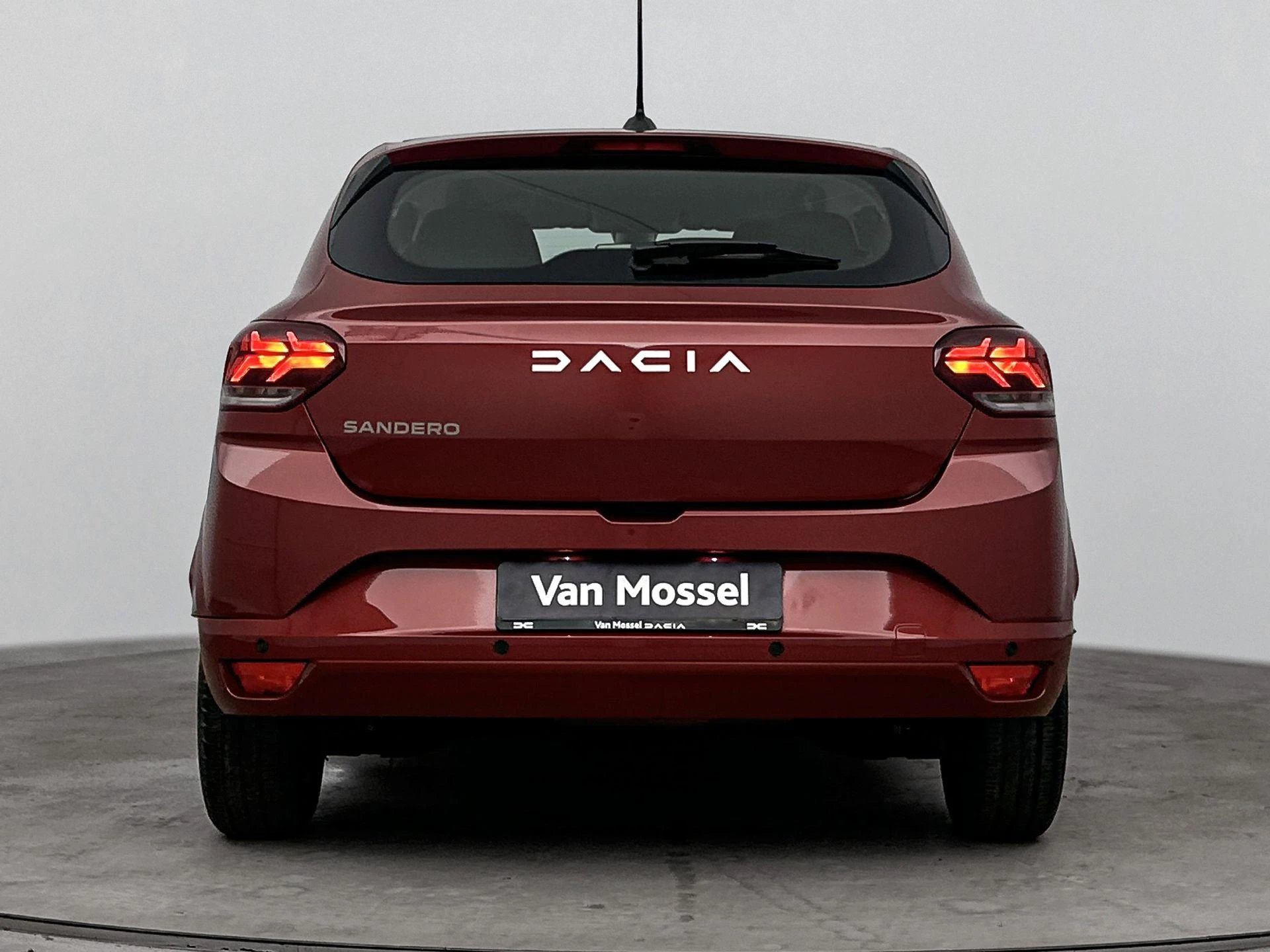 Dacia-Sandero-image-2