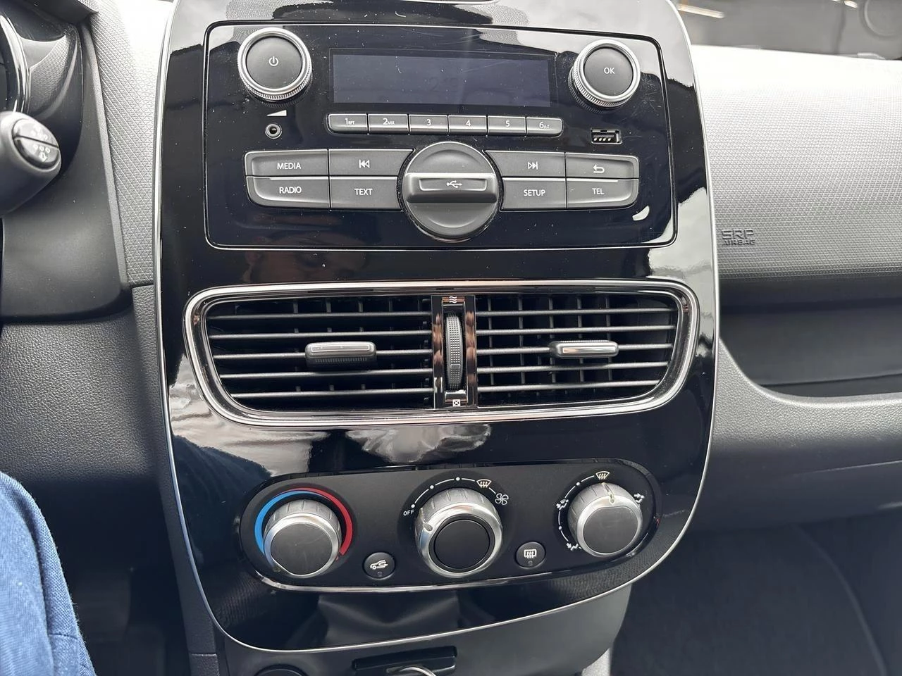 Renault Clio 1.2 16V Authentique