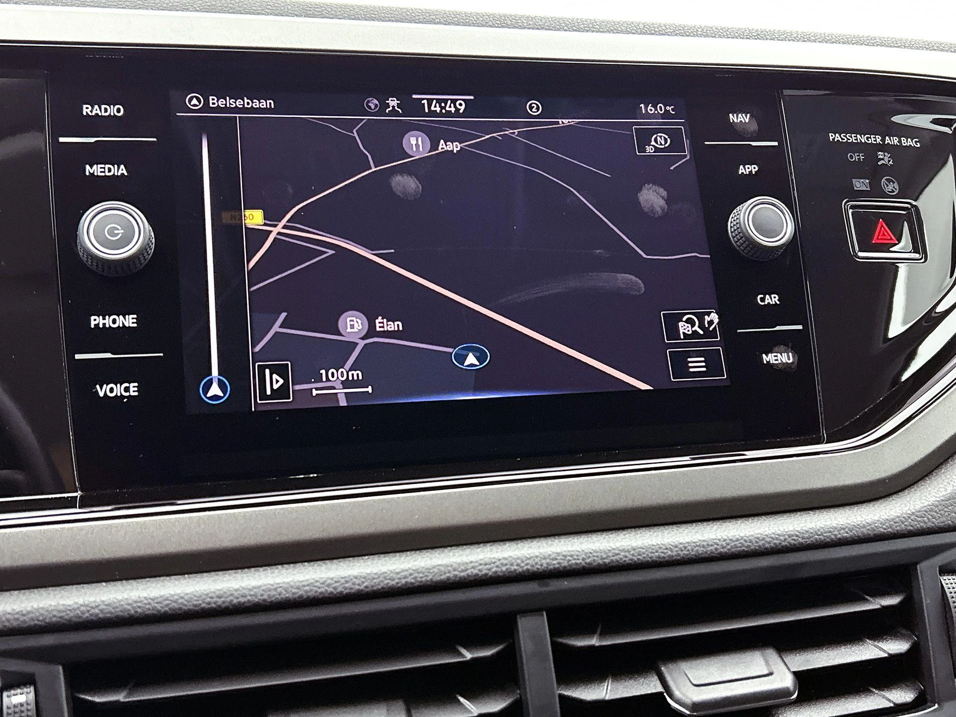 Volkswagen-Polo-image-6