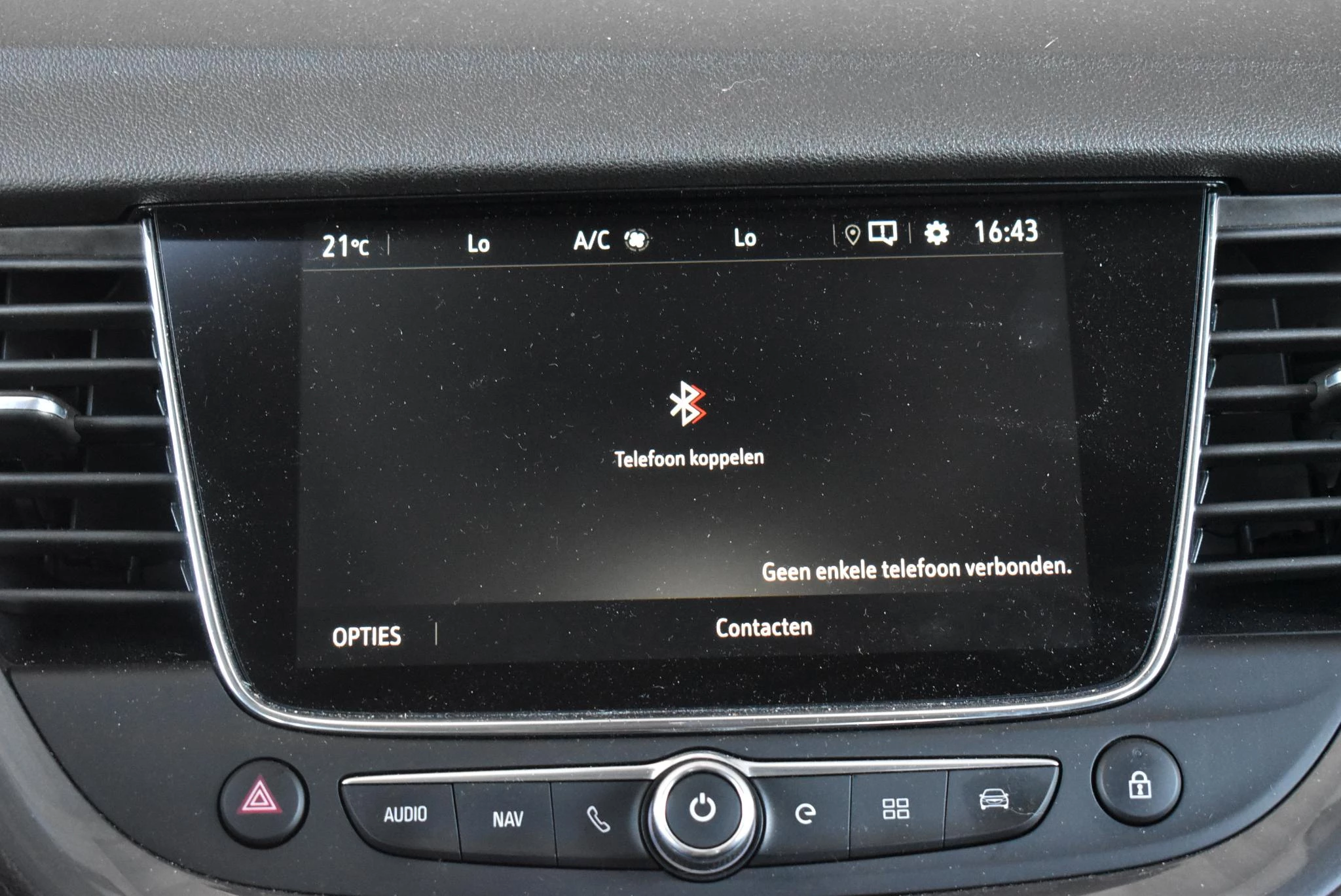 Opel Grandland X 1.6 Turbo Hybrid4 Business Executive