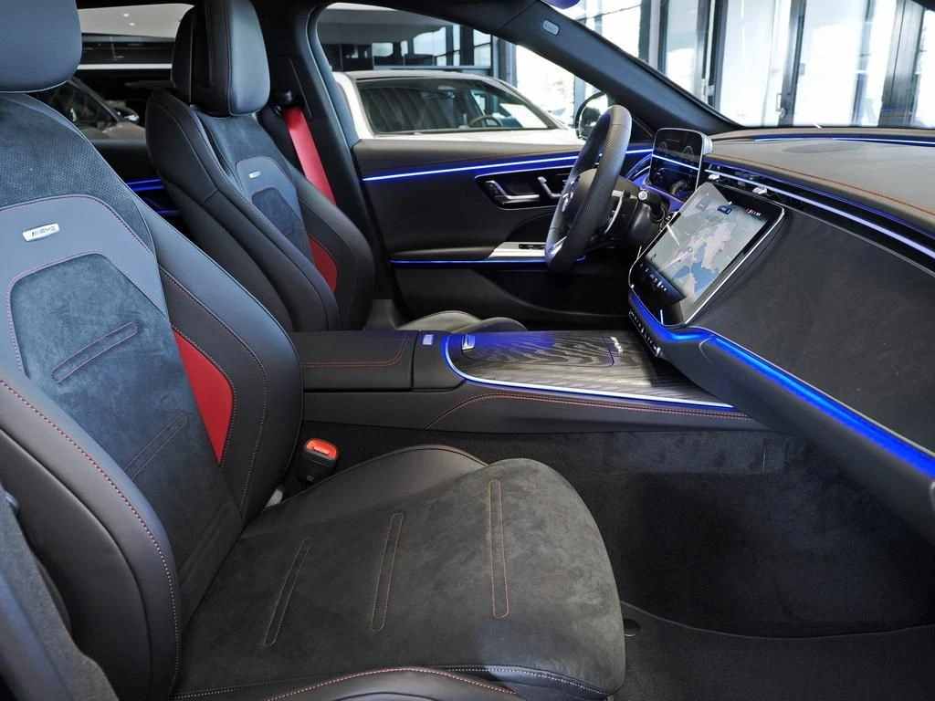Mercedes-AMG-E-Klasse 53 AMG-image-12