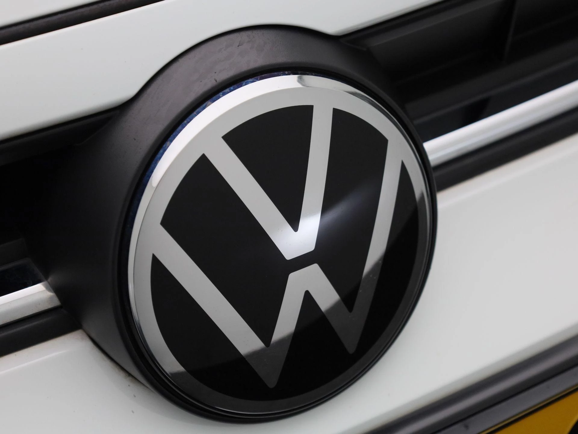 Volkswagen-Polo-image-30