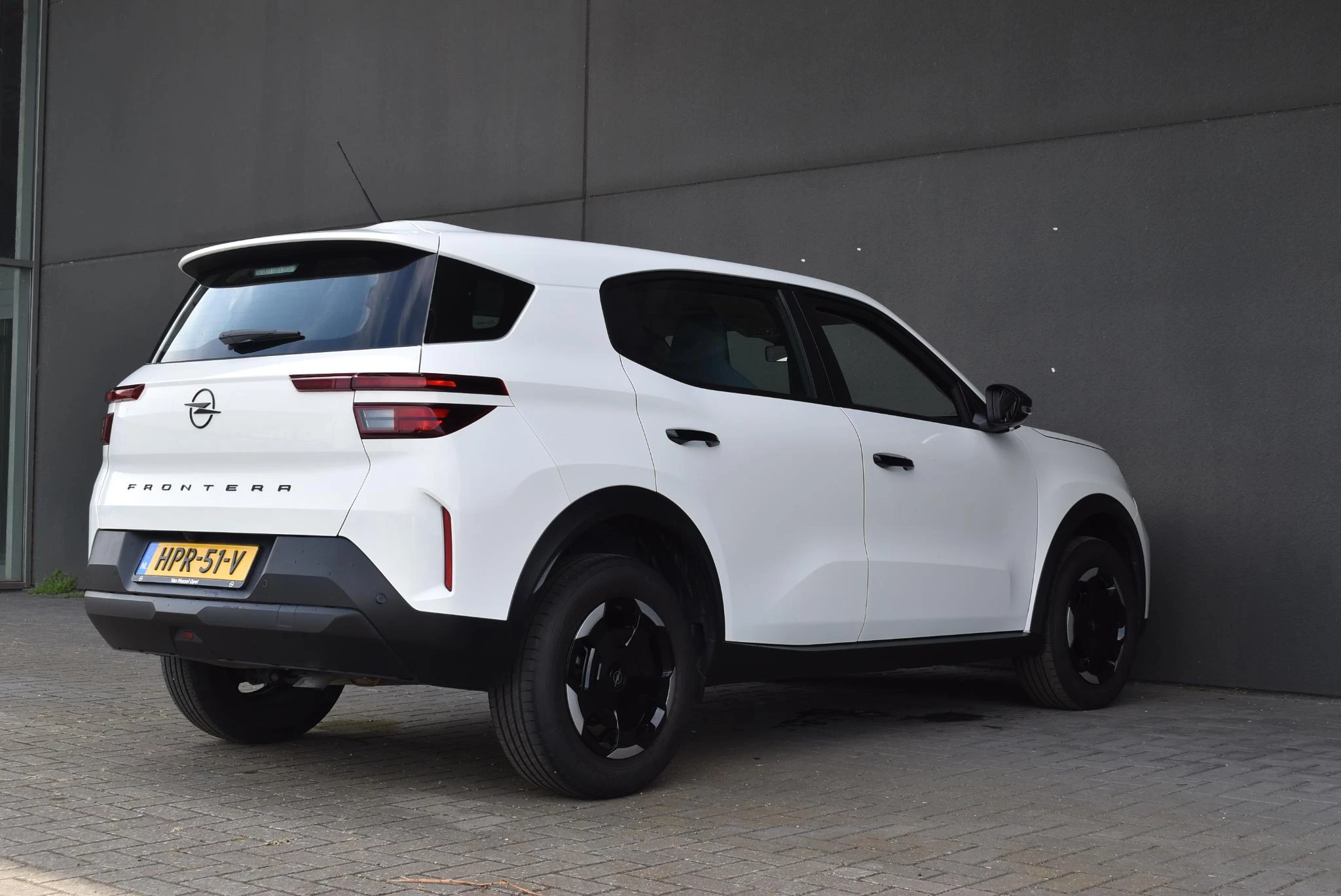 Opel Frontera 1.2 Turbo Hybrid Edition