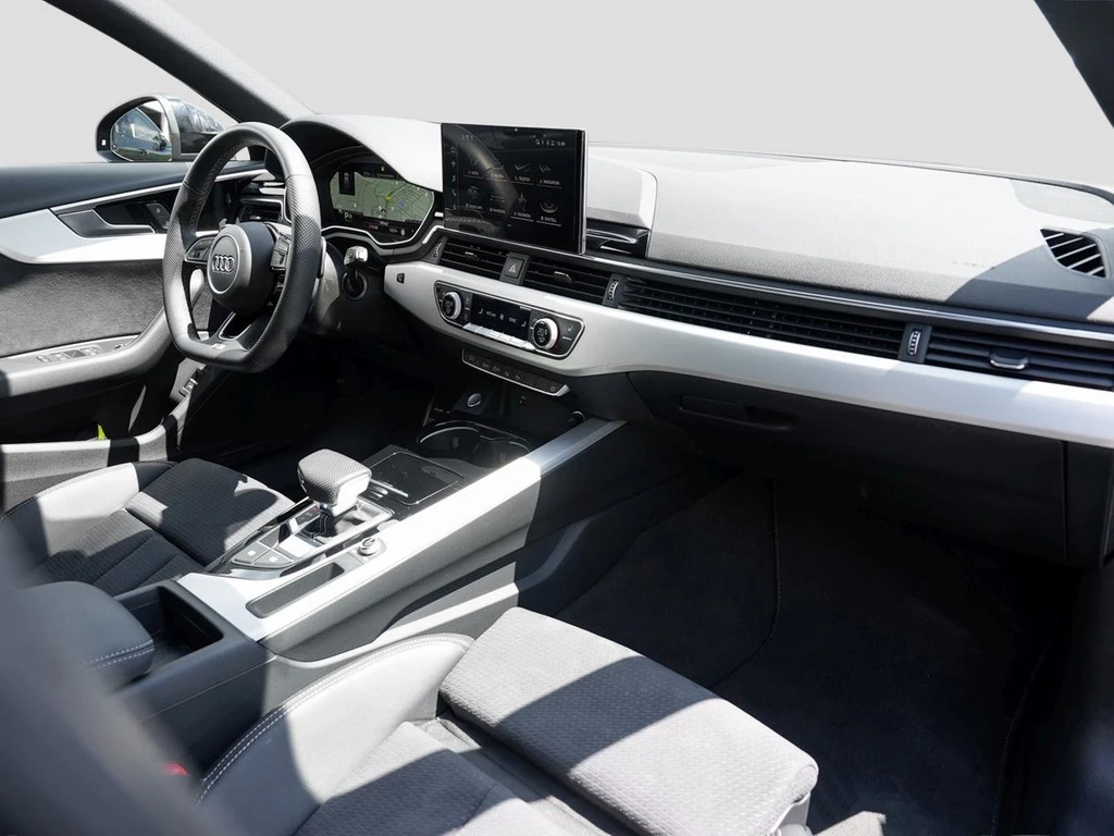 Audi A4 Avant 40 TFSI S line competition plus Matrix