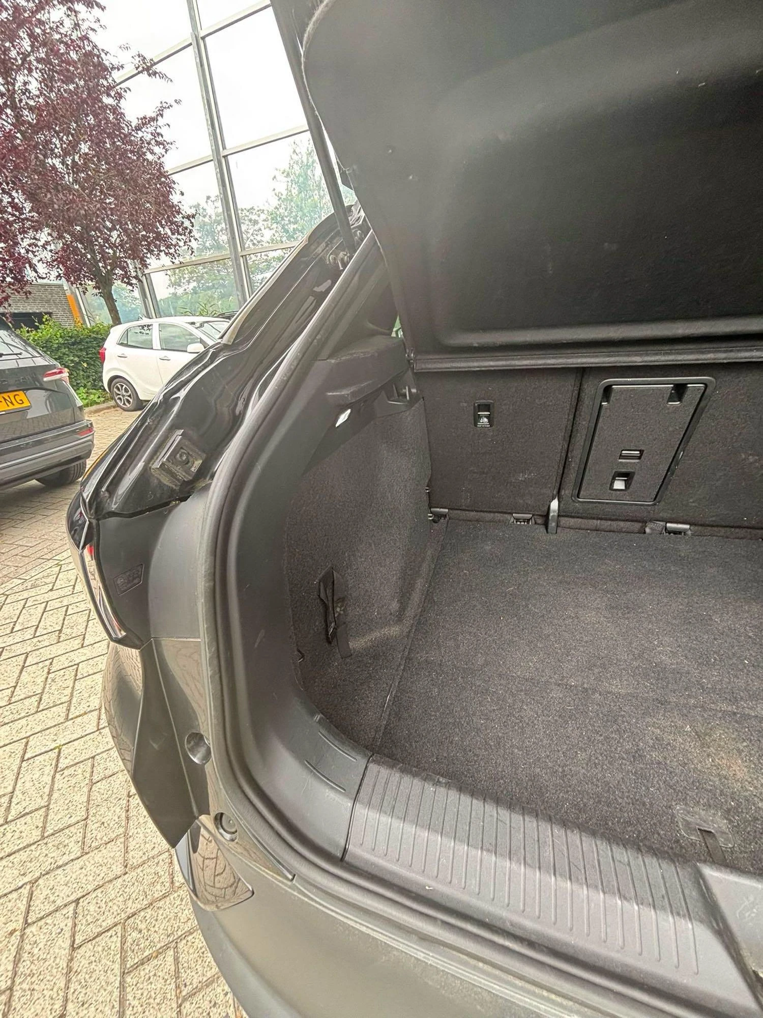 Volkswagen-ID.4-image-19