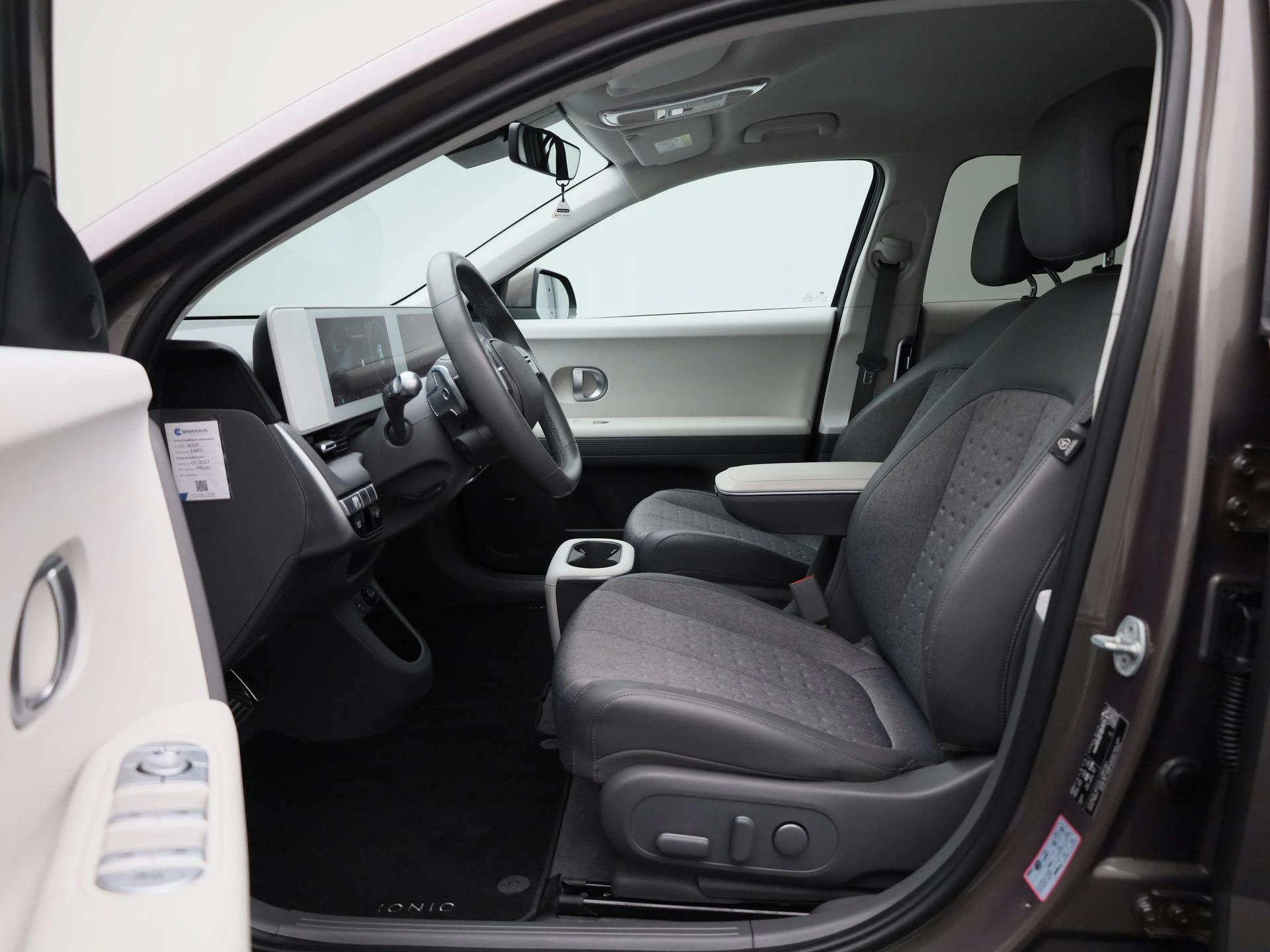 Hyundai-IONIQ 5-image-9