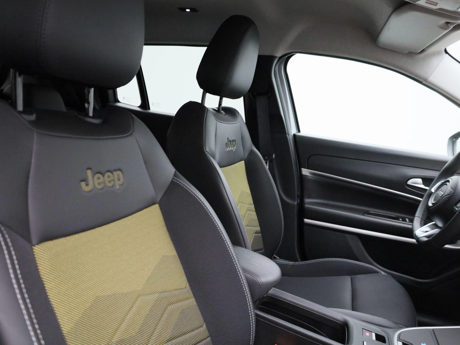 Jeep-Avenger-image-30