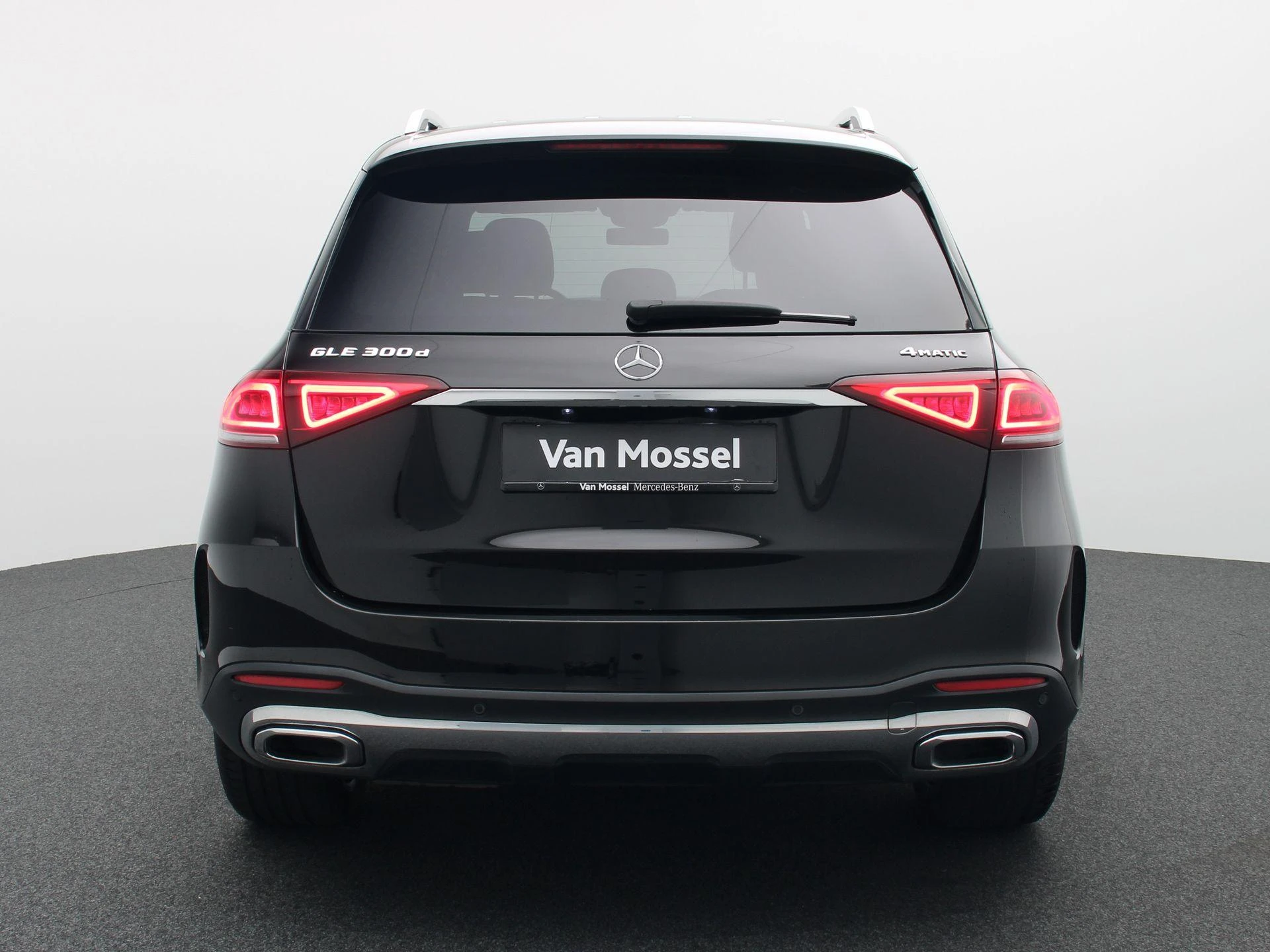 Mercedes-Benz-GLE-image-4