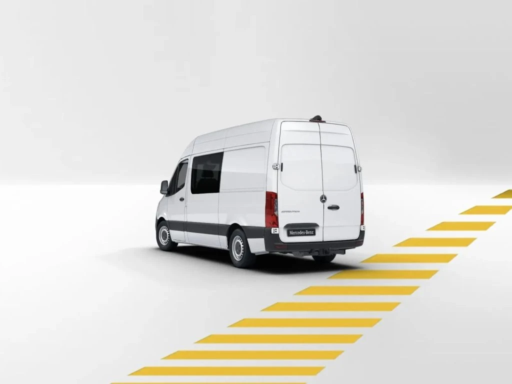 Mercedes-Benz-Sprinter 319-image-4