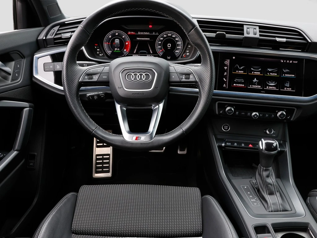 Audi-Q3-image-15