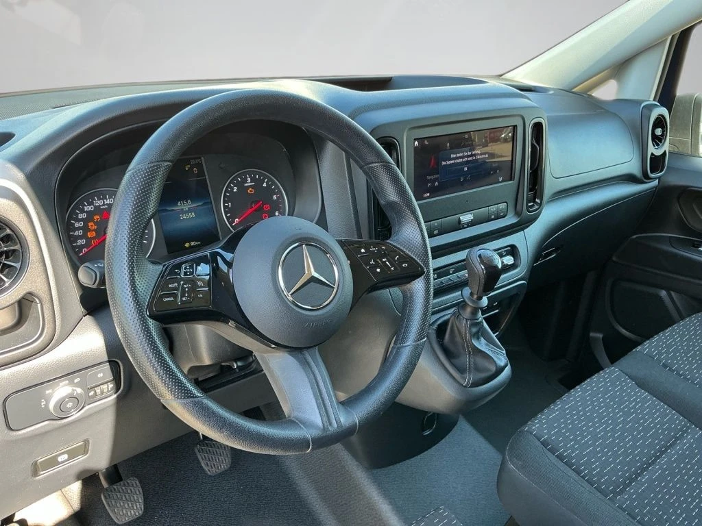 Mercedes-Benz-Vito 116-image-12