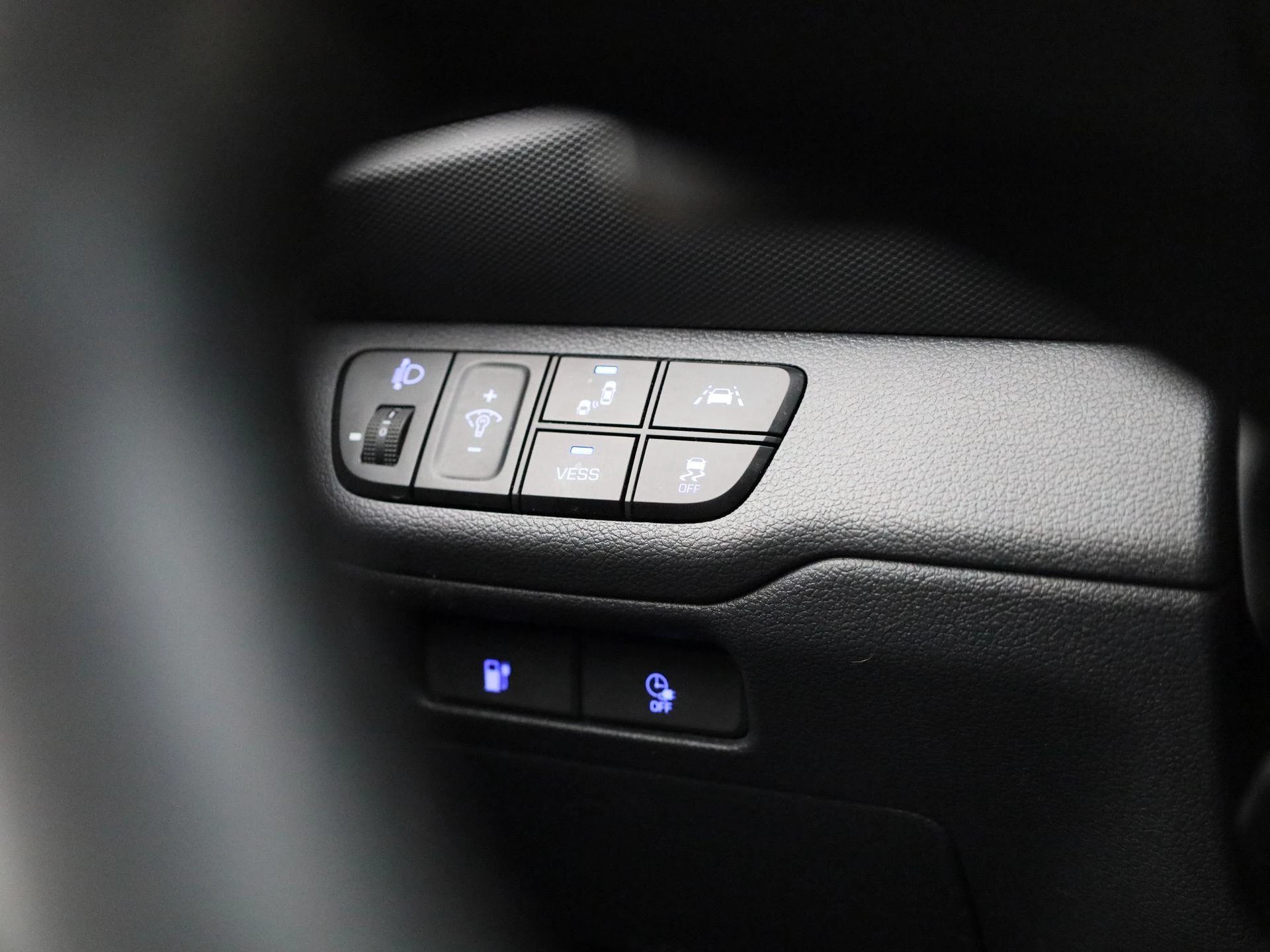 Hyundai-IONIQ-image-23