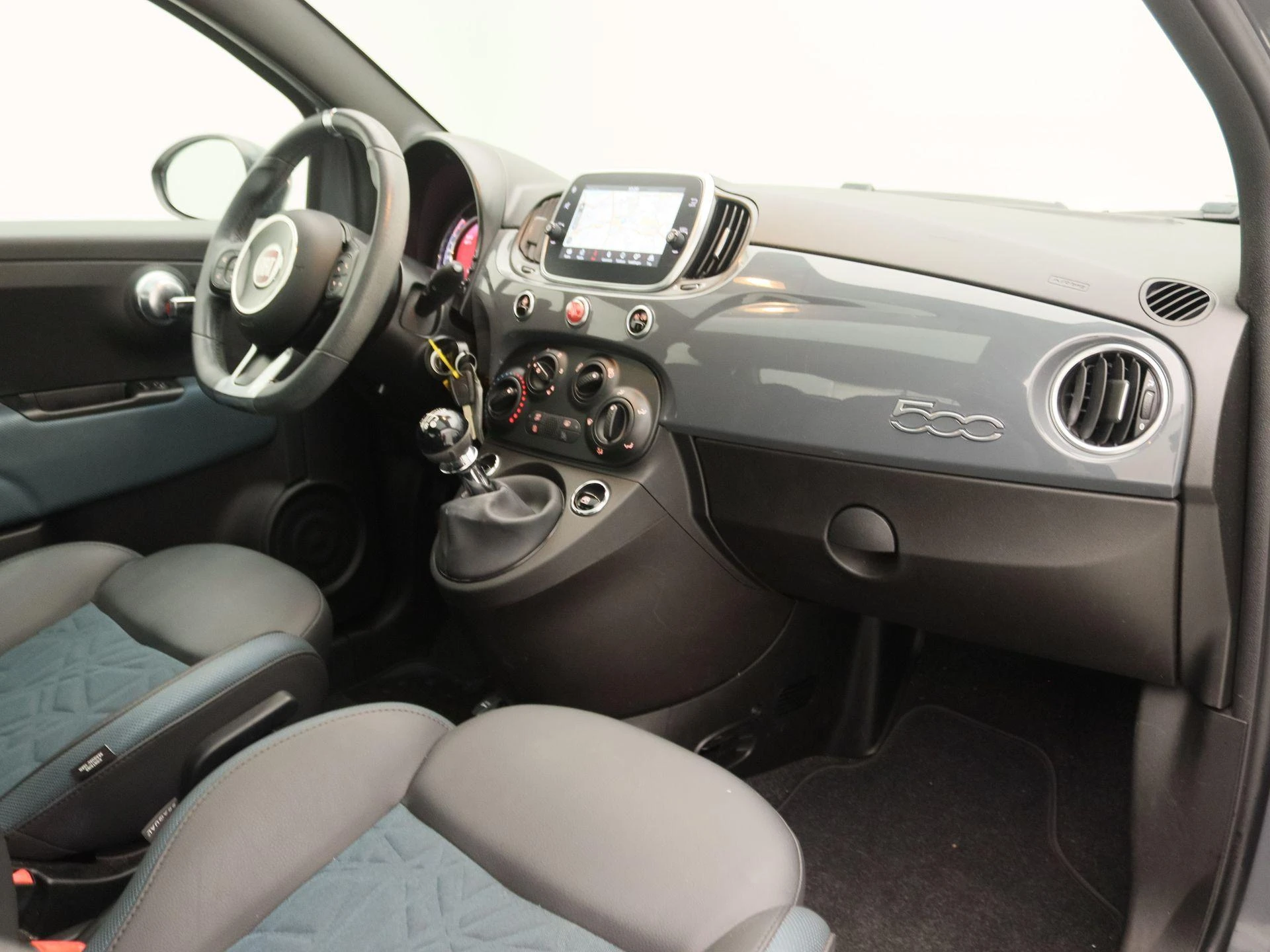 Fiat 500 1.0 Hybrid Launch Edition