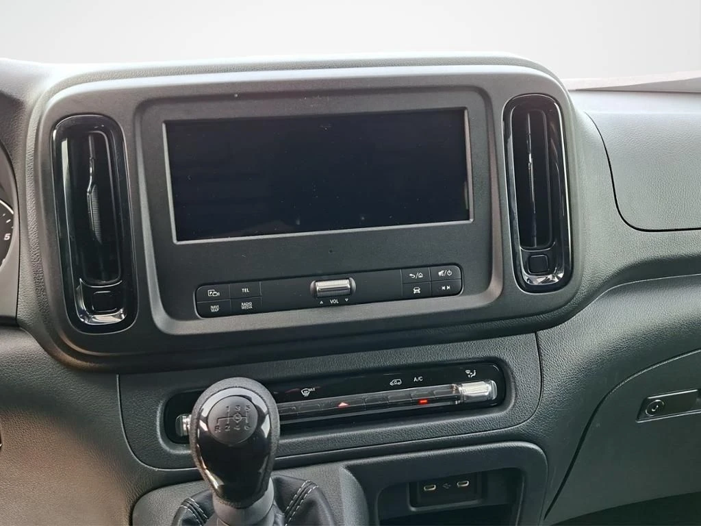 Mercedes-Benz-Vito 116-image-15