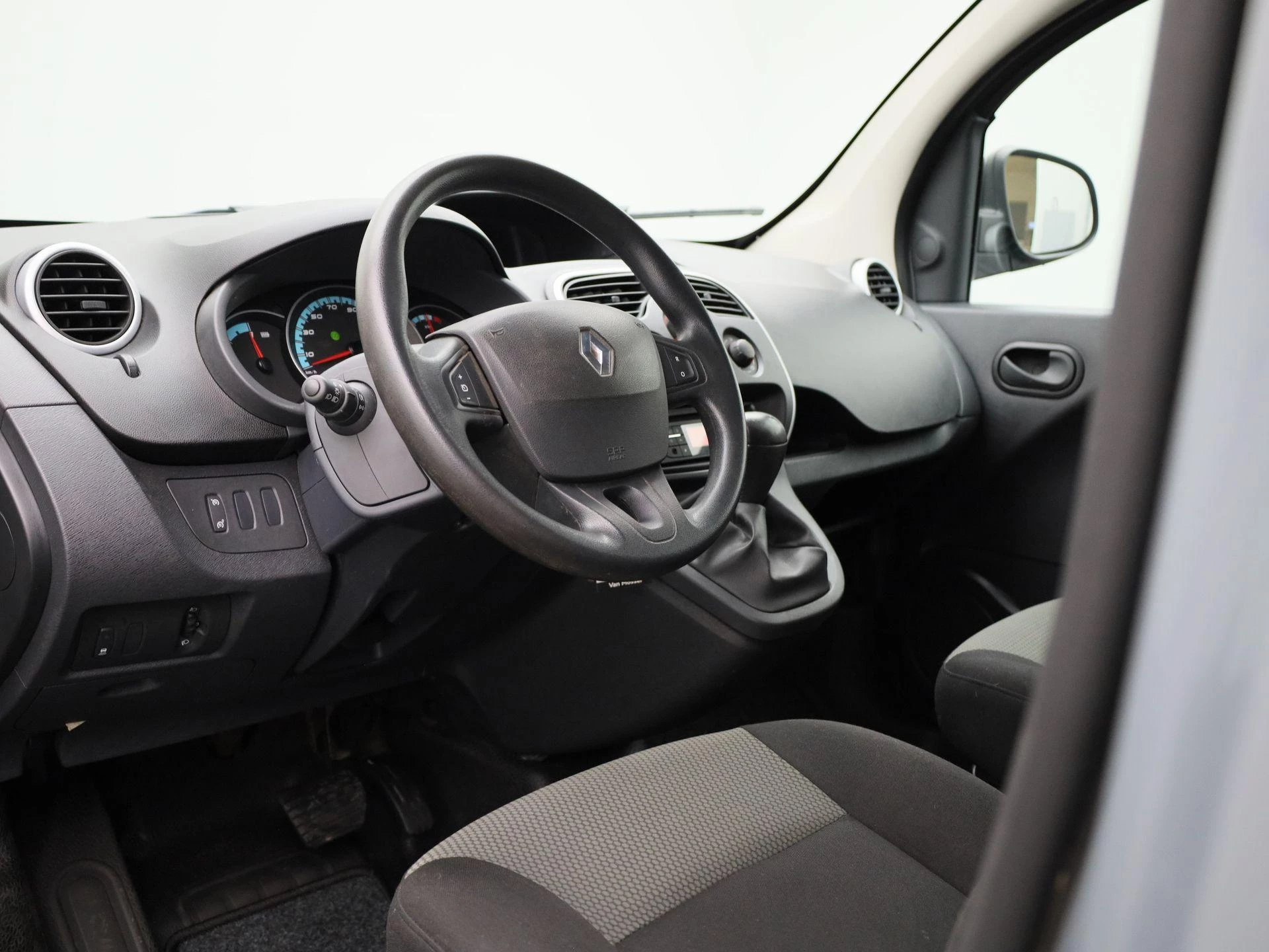 Renault-Kangoo Z.E.-image-27