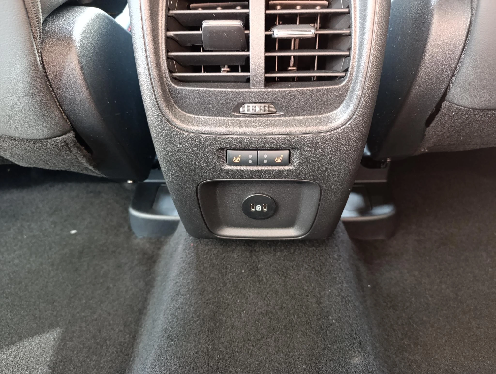 Ford-Kuga-image-26