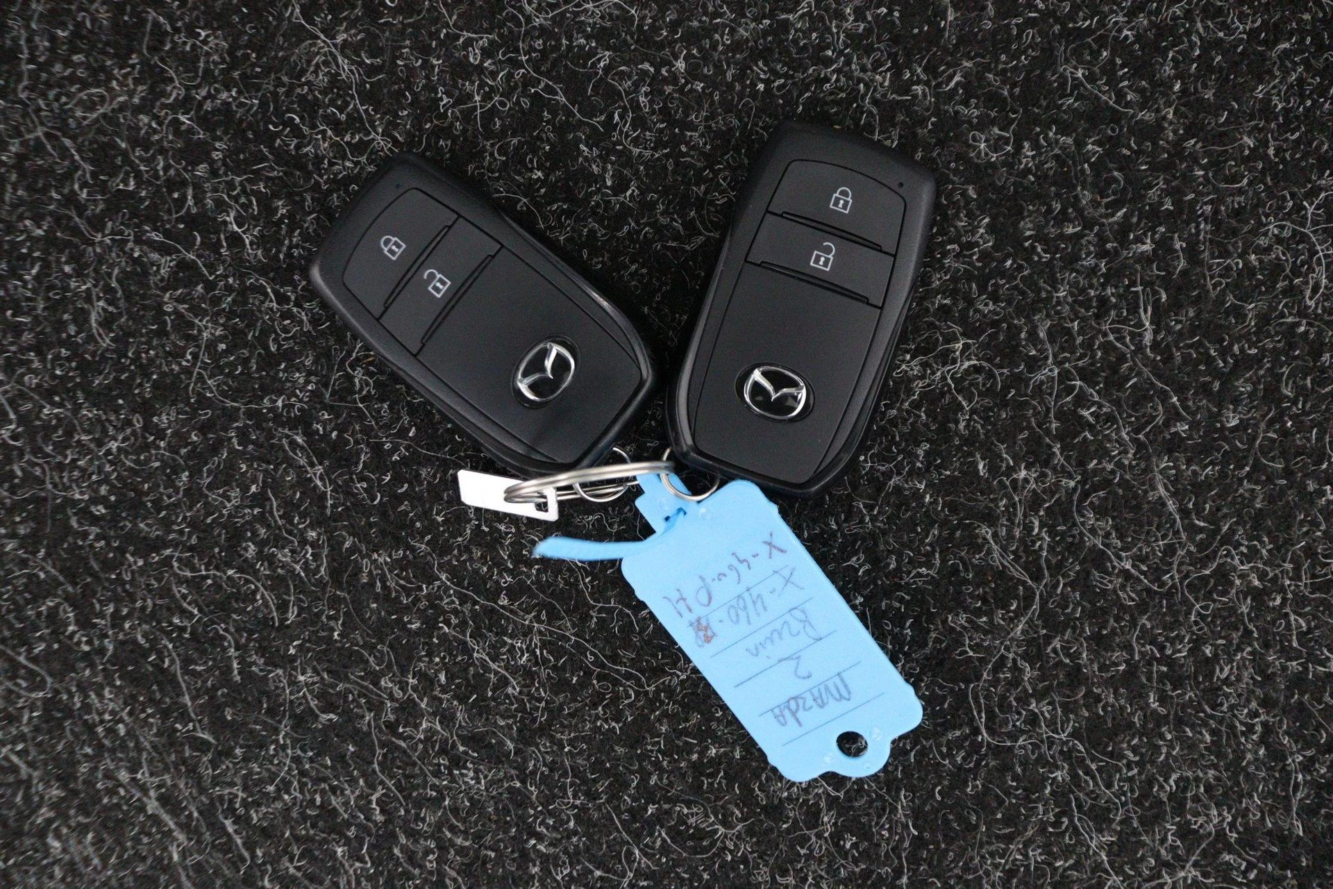 Mazda-2 Hybrid-image-8